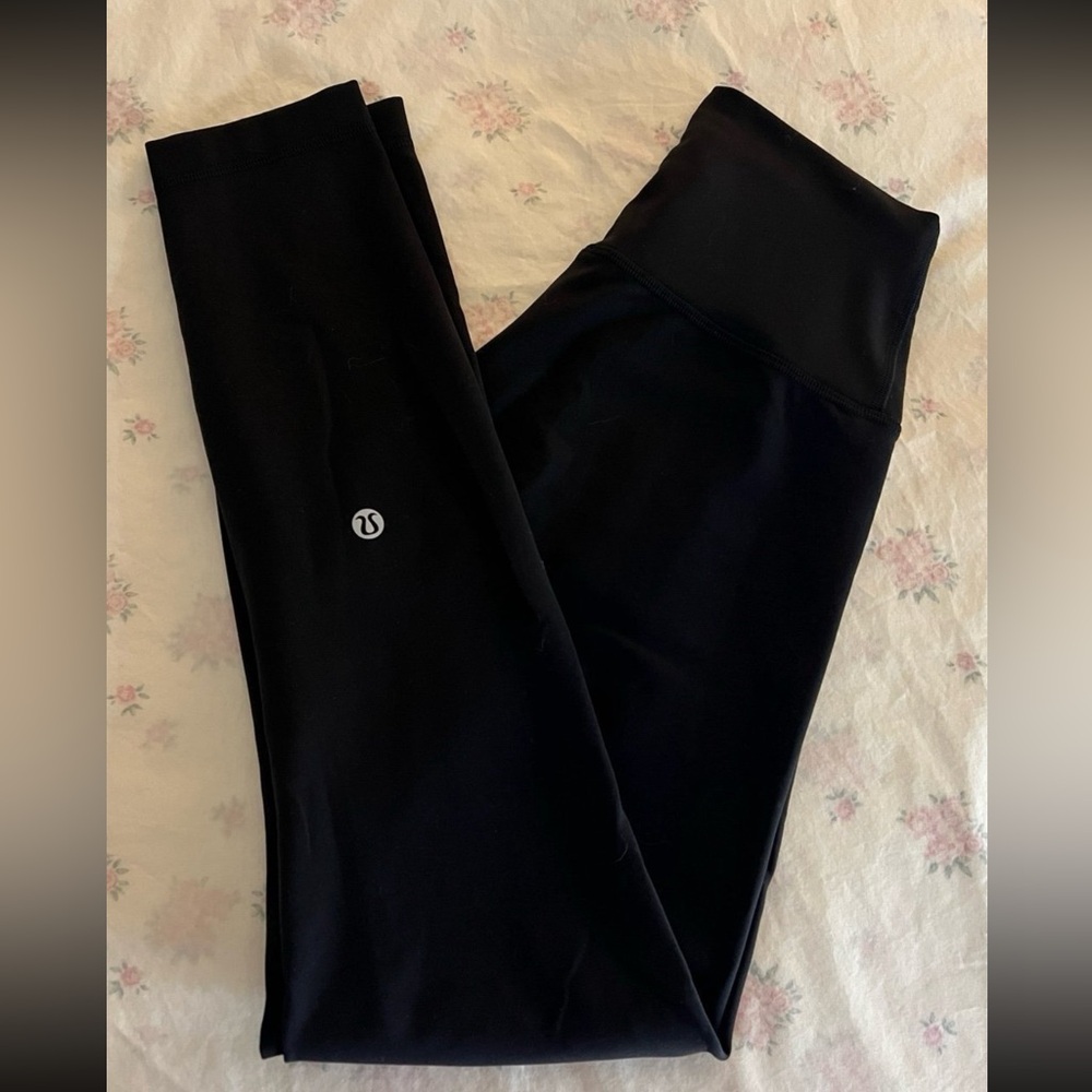 Lululemon Wunder Train Contour Fit High-Rise Tight 25” (SIZE 4)